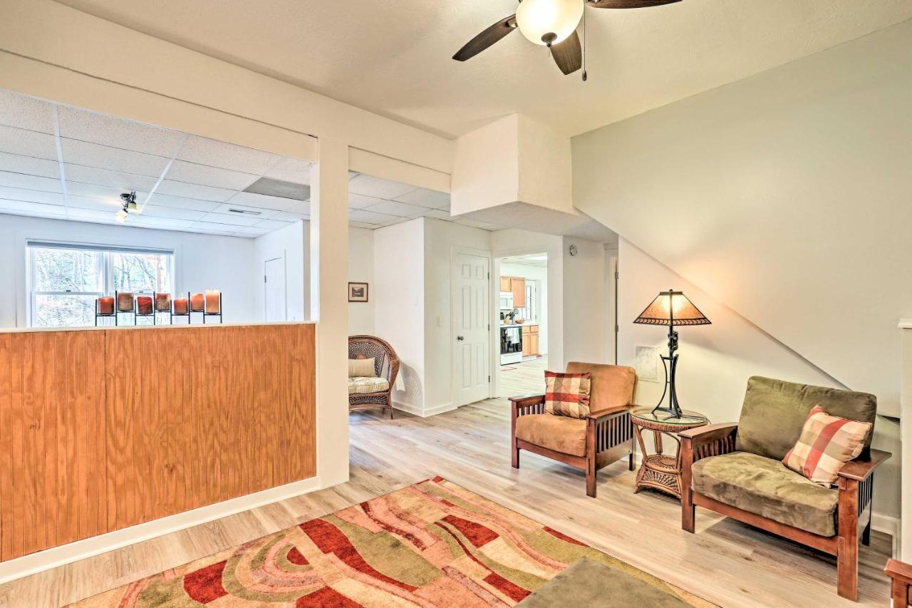 Asheville Mountain Getaway With Patio And Koi Pond! Esterno foto