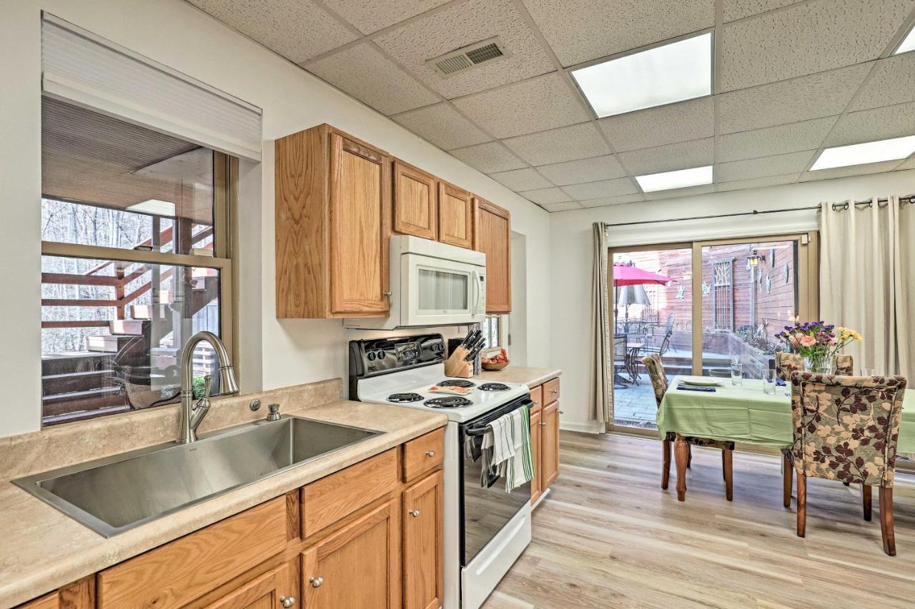 Asheville Mountain Getaway With Patio And Koi Pond! Esterno foto